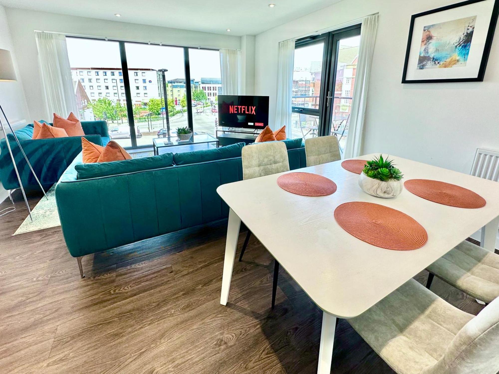 Icona Luxury Apartment With Minster Views & Allocated Parking York Exterior photo