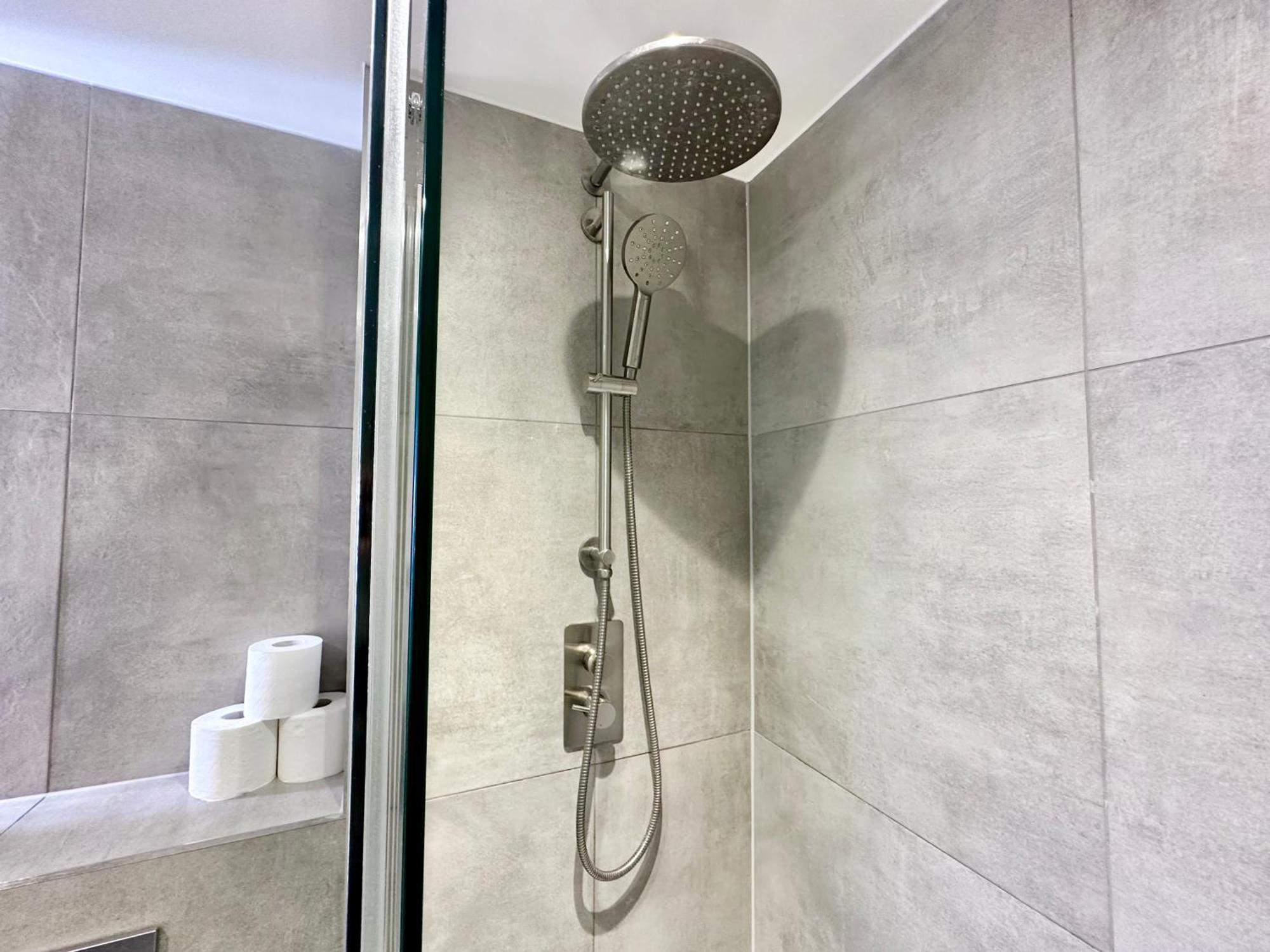 Icona Luxury Apartment With Minster Views & Allocated Parking York Exterior photo